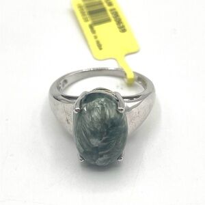 Elegant Sterling Silver Ring with Green Stone